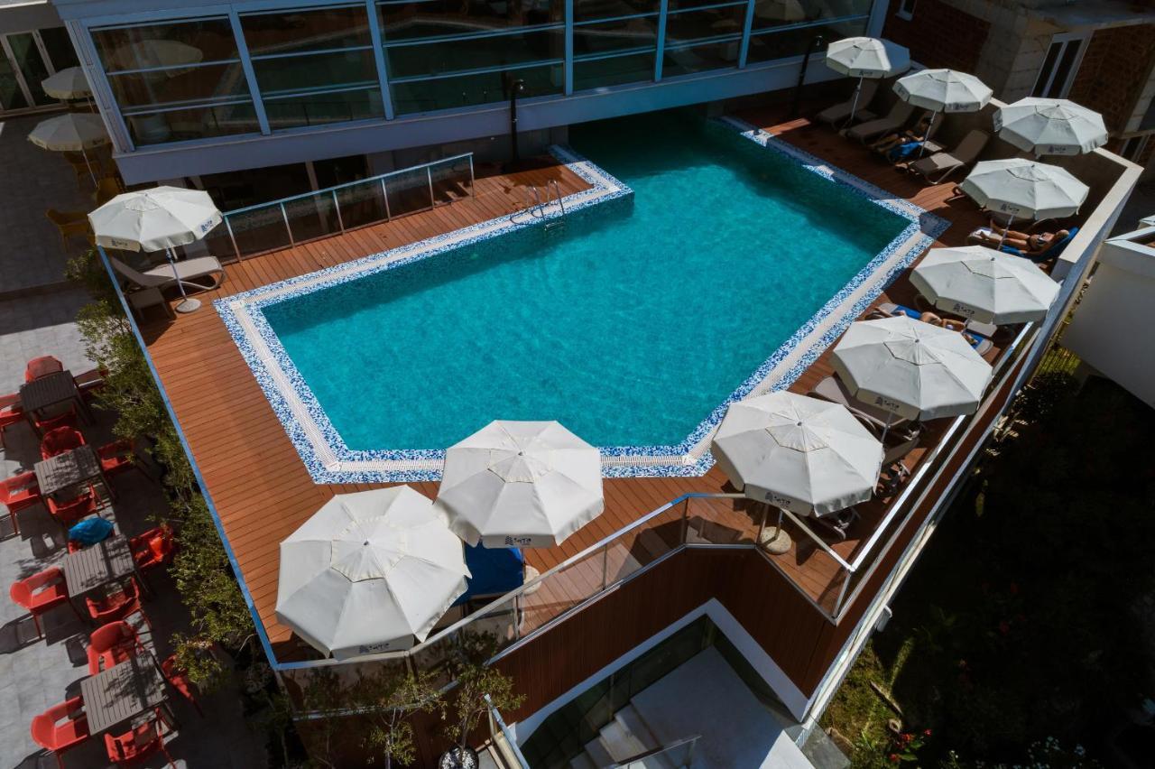 Hotel Sato Conference & Spa Resort ซูโตมอเร ภายนอก รูปภาพ