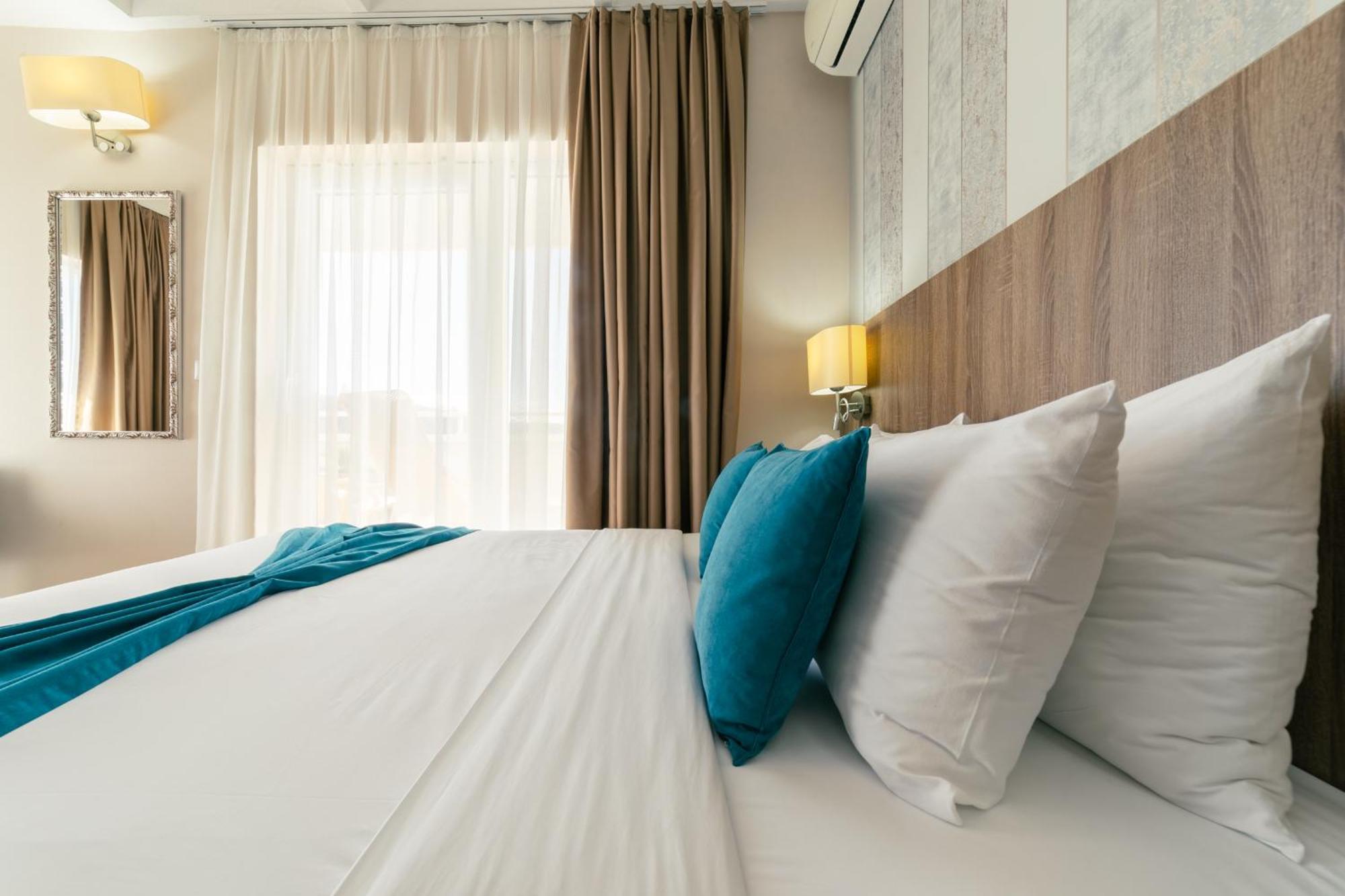 Hotel Sato Conference & Spa Resort ซูโตมอเร ภายนอก รูปภาพ